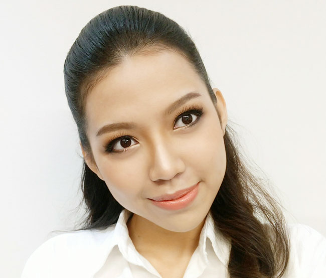 Review of 3D eyebrow painting Review of 3D eyebrow painting