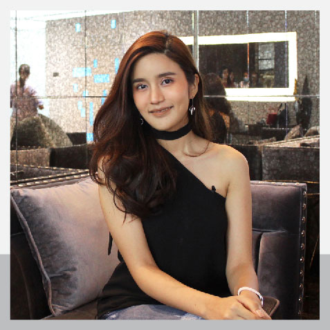 คุณคะน้า ริญญารัตน์ วัชรโรจน์สิริ